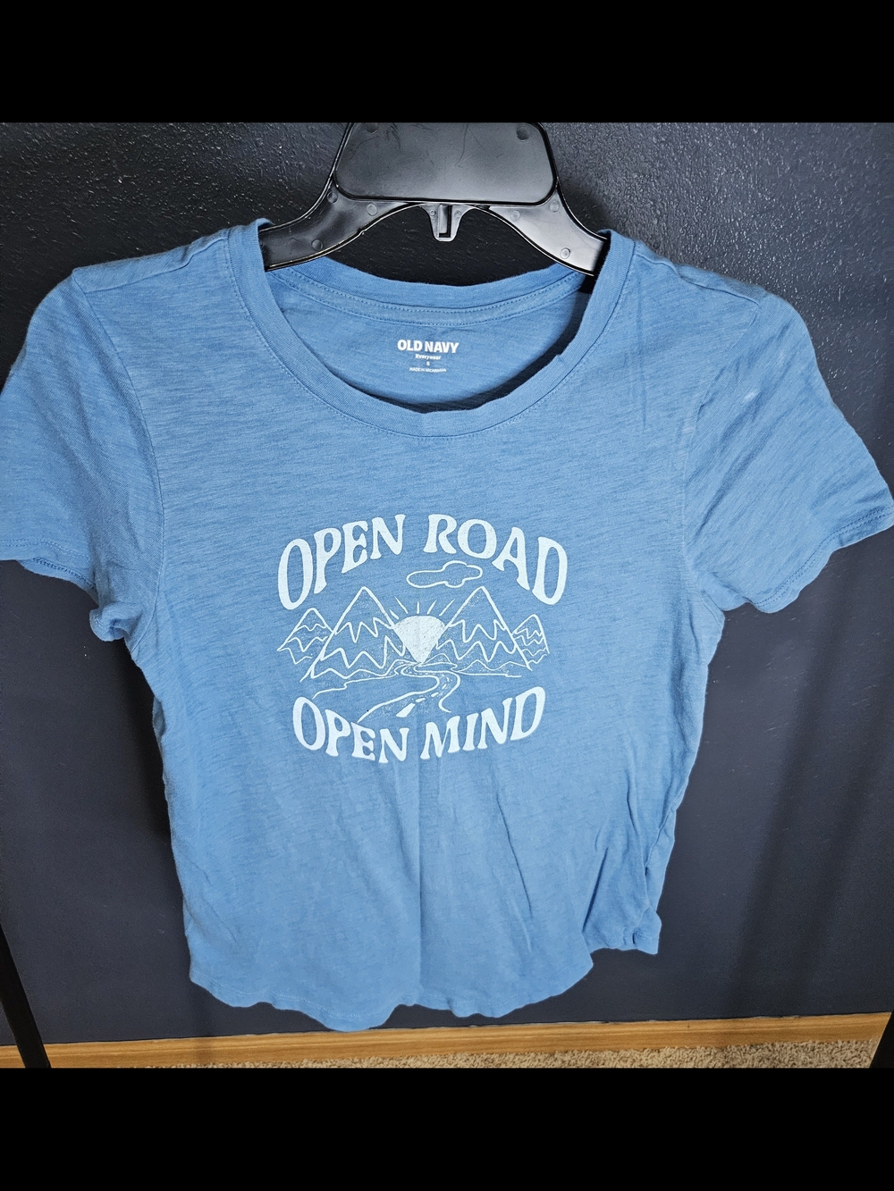 Old Navy Blue 'Open Road Open Mind' Graphic Tee - Women's Short Sleeve